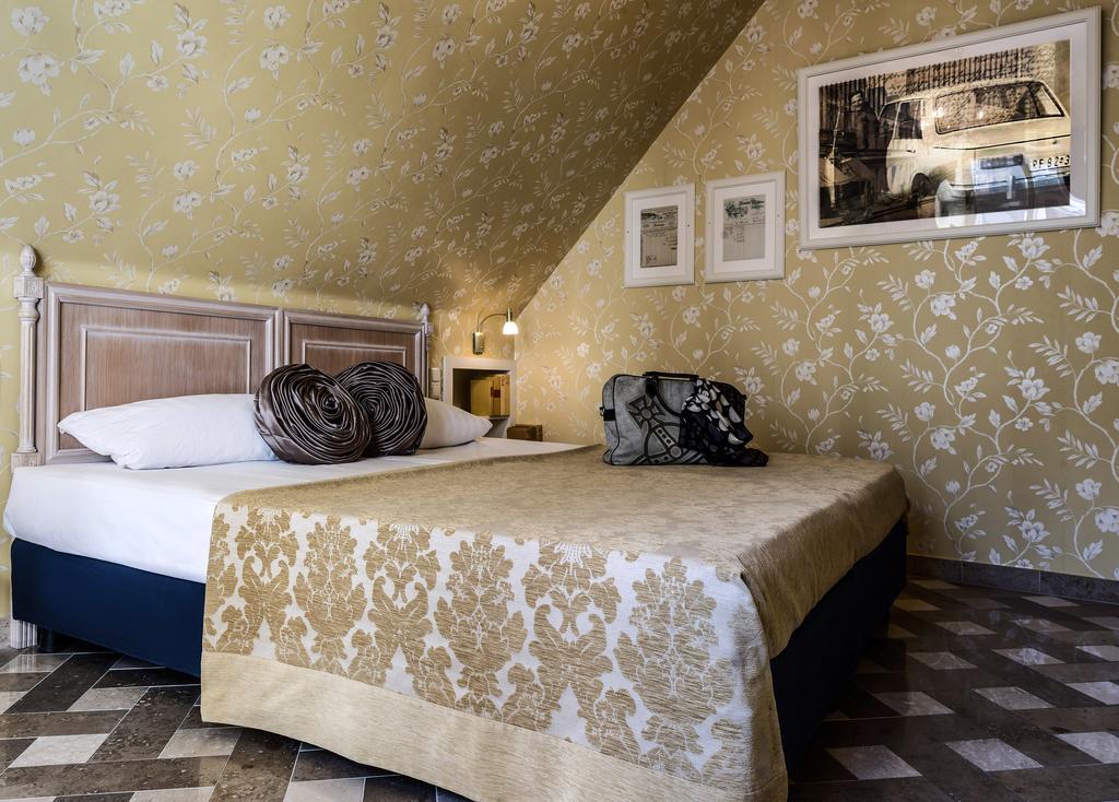 Steiger Hotel Sebnitzer Hof (Adults Only) ภายนอก รูปภาพ